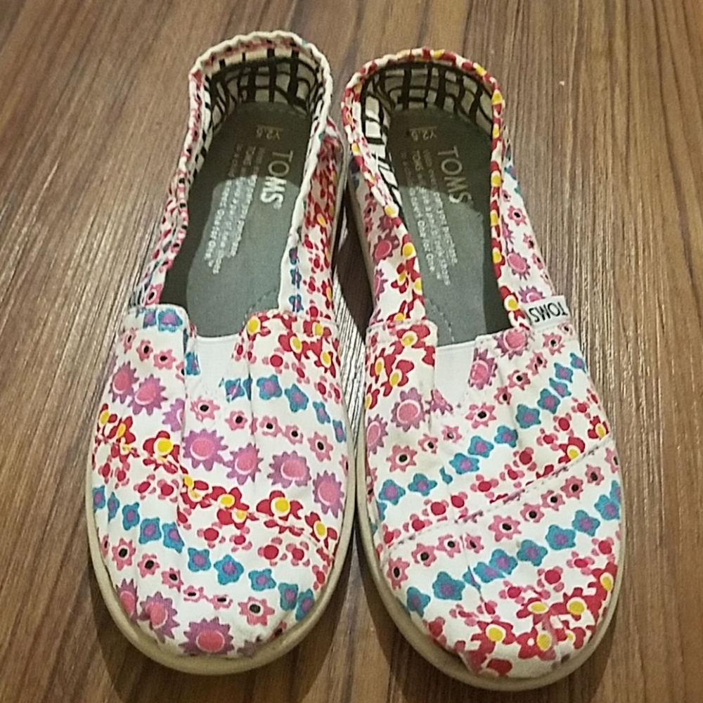 Toms girls shoes